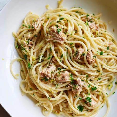 Lemon Garlic Tuna Spaghetti